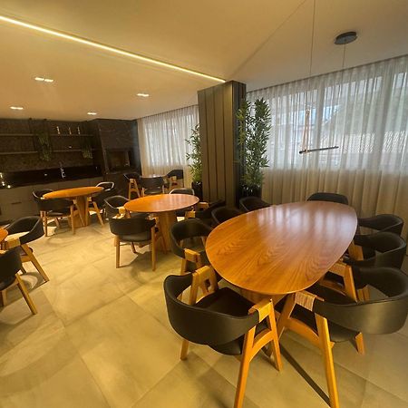 Elegance Apartamentos 1 Quarto Para 4 Pessoas Em Bombinhas Exterior foto